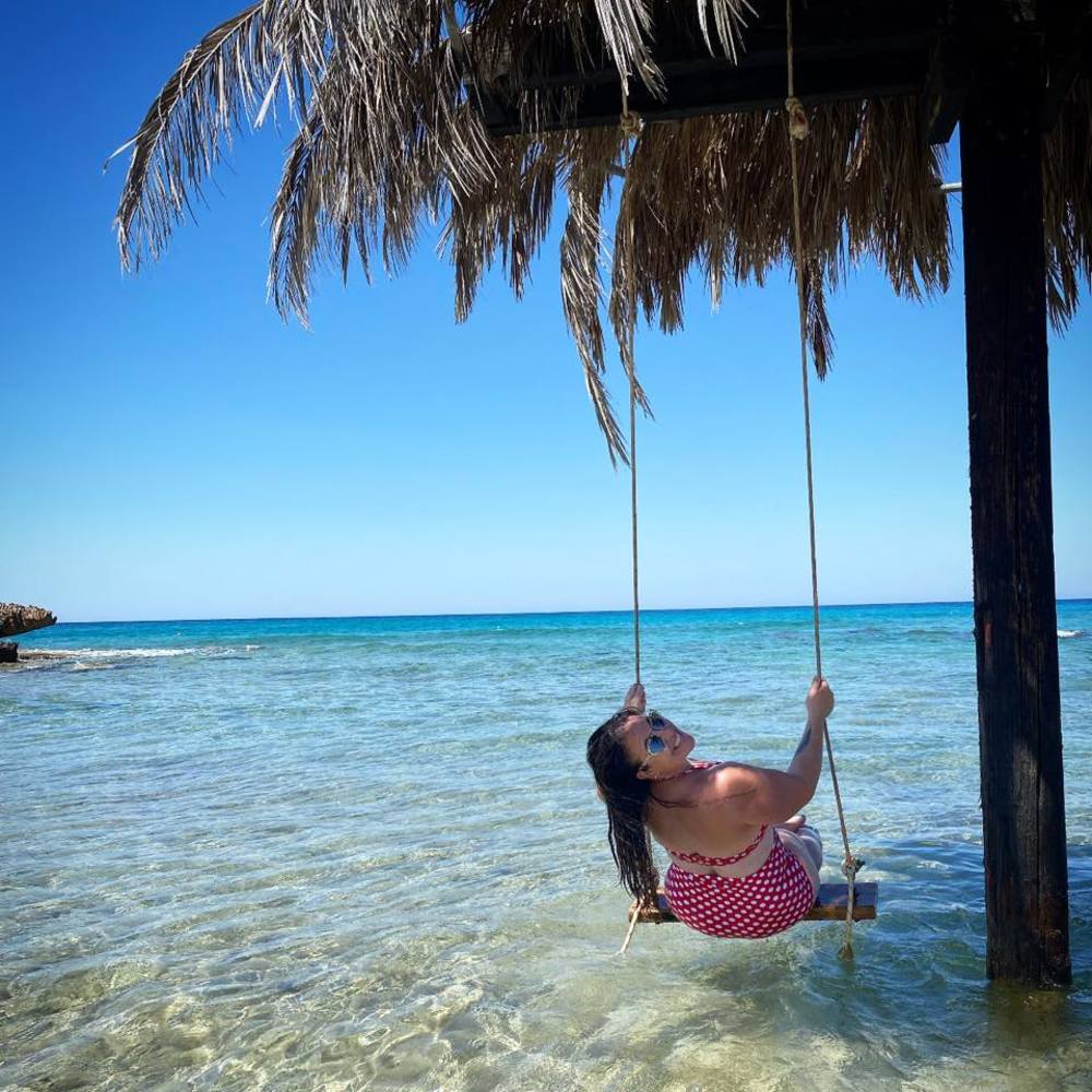 Meet your Posher, Elizabeth